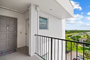 3200 N Palm Aire Dr, Pompano Beach, FL 33069 - Photo 20