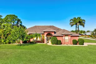 539 SE Nome Dr, Port Saint Lucie, FL 34984 - Photo 1
