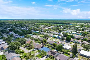 5929 SE Collins Ave, Stuart, FL 34997 - Photo 36