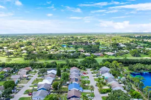 5929 SE Collins Ave, Stuart, FL 34997 - Photo 8