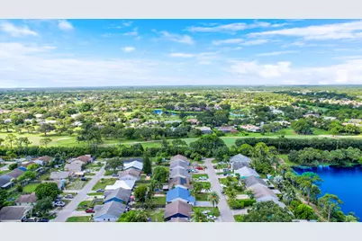 5929 SE Collins Avenue, Stuart, FL 34997 - Photo 8