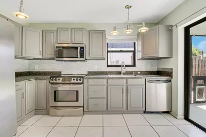 5929 SE Collins Avenue, Stuart, FL 34997 - Photo 14