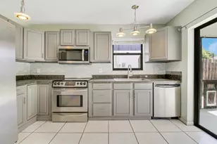 5929 SE Collins Ave, Stuart, FL 34997 - Photo 14