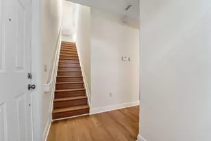 560 NW 39th Cir, Boca Raton, FL 33431 - Photo 16