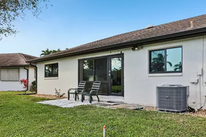 4854 Eqestrian Circle #B, Boynton Beach, FL 33426 - Photo 32