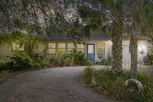 764 SE St Lucie Blvd, Stuart, FL 34996 - Photo 2