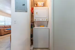 730 N 5th St, Lantana, FL 33462 - Photo 16