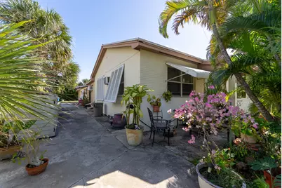 730 N 5th Street, Lantana, FL 33462 - Photo 8