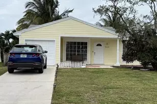 9129 Carma Dr, Boynton Beach, FL 33472 - Photo 2