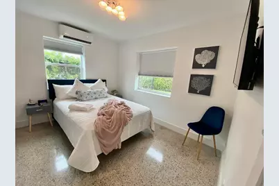 304 SE 3rd Street, Delray Beach, FL 33483 - Photo 12