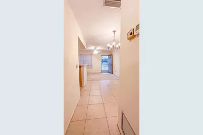 25 Lake Vista Trail #204, Port Saint Lucie, FL 34952 - Photo 12