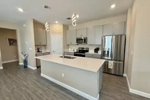 1561 SE Crosswood Wy, Port Saint Lucie, FL 34984 - Photo 10