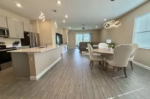 1561 SE Crosswood Wy, Port Saint Lucie, FL 34984 - Photo 8