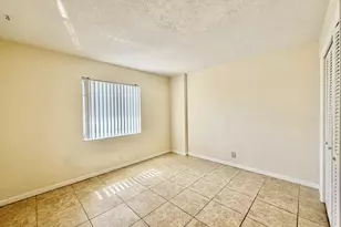 5811 NE 14th Rd, Fort Lauderdale, FL 33334 - Photo 24