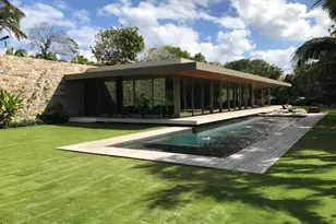 195 Via Marina, Palm Beach, FL 33480 - Photo 1