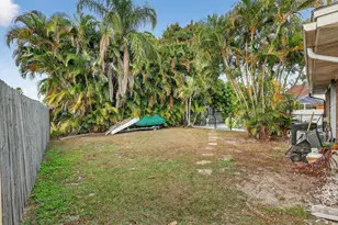 1207 SE Palm Beach Rd, Port Saint Lucie, FL 34952 - Photo 52