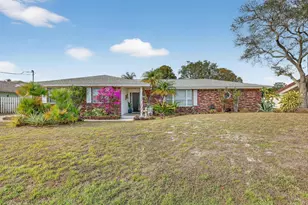 1207 SE Palm Beach Rd, Port Saint Lucie, FL 34952 - Photo 2