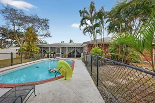 1207 SE Palm Beach Rd, Port Saint Lucie, FL 34952 - Photo 56