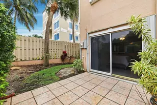 2049 SE 6th St, Deerfield Beach, FL 33441 - Photo 20