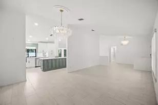 5 Copaire Dr, Sewalls Point, FL 34996 - Photo 8