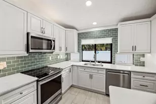 5 Copaire Dr, Sewalls Point, FL 34996 - Photo 12