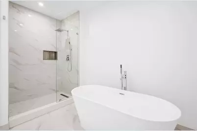 220 Lake Shore Drive #1908, West Palm Beach, FL 33403 - Photo 6