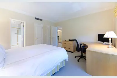 250 Bradley Place #210, Palm Beach, FL 33480 - Photo 10