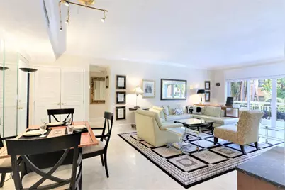 250 Bradley Place #210, Palm Beach, FL 33480 - Photo 2