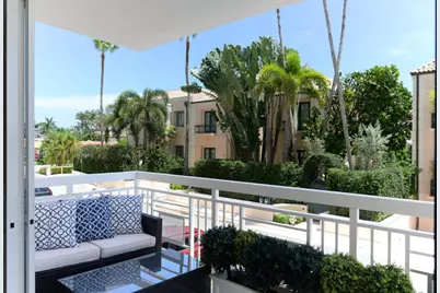 250 Bradley Place #210, Palm Beach, FL 33480 - Photo 18