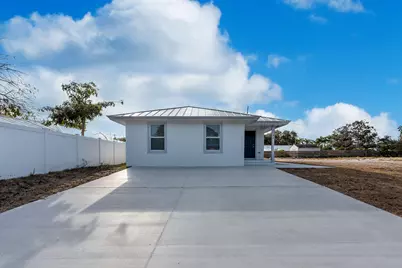 3244 SE Jefferson Street, Stuart, FL 34997 - Photo 1