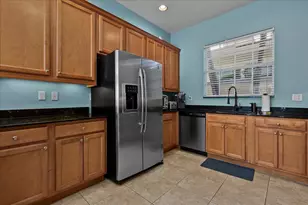 82 Stoney Dr, Palm Beach Gardens, FL 33410 - Photo 12