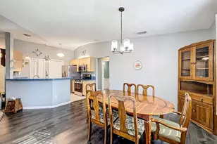 2038 SW Libra Ln, Port Saint Lucie, FL 34984 - Photo 10