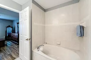 2038 SW Libra Ln, Port Saint Lucie, FL 34984 - Photo 22