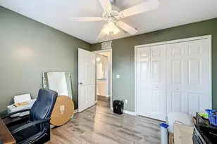 2038 SW Libra Ln, Port Saint Lucie, FL 34984 - Photo 16