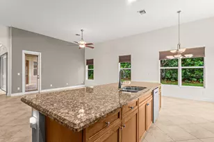 9466 Campi Dr, Lake Worth, FL 33467 - Photo 12