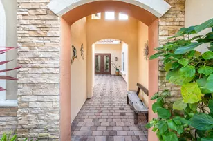 9466 Campi Dr, Lake Worth, FL 33467 - Photo 6