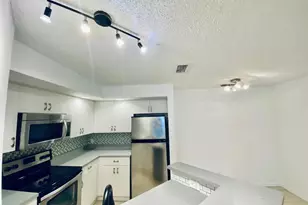 3310 Pinewalk Dr N, Margate, FL 33063 - Photo 2