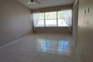 223 E Coral Trace Cir, Delray Beach, FL 33445 - Photo 6