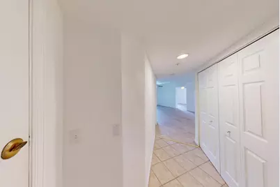 4187 N Haverhill Road #503, West Palm Beach, FL 33417 - Photo 2