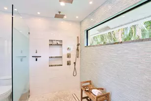 3700 Embassy Dr, West Palm Beach, FL 33401 - Photo 18