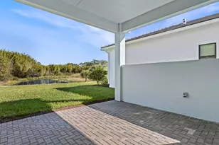 140 SE Via Tirso, Port Saint Lucie, FL 34952 - Photo 14