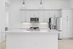 140 SE Via Tirso, Port Saint Lucie, FL 34952 - Photo 4