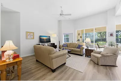325 Kelsey Park Circle, Palm Beach Gardens, FL 33410 - Photo 6