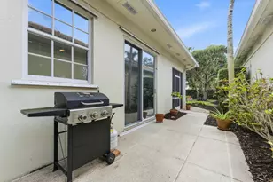 325 Kelsey Park Cir, Palm Beach Gardens, FL 33410 - Photo 42