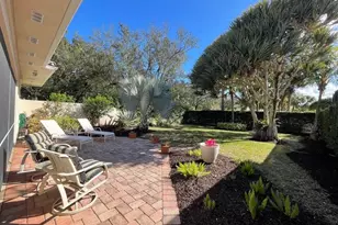 325 Kelsey Park Cir, Palm Beach Gardens, FL 33410 - Photo 36