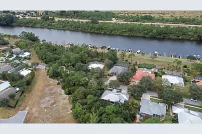 8895 SW Fishermans Wharf Drive, Stuart, FL 34997 - Photo 40