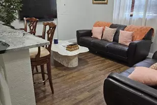 11334 81st Ct N, Palm Beach Gardens, FL 33412 - Photo 2