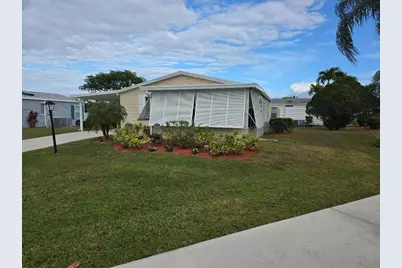 8524 Viburnum Court, Port Saint Lucie, FL 34952 - Photo 2