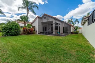 10122 Lexington Cir N, Boynton Beach, FL 33436 - Photo 32