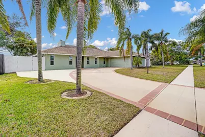 1826 SE Greendon Road, Port Saint Lucie, FL 34952 - Photo 24